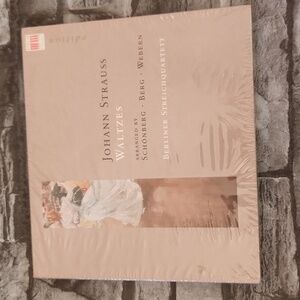Sealed - Johann Strauss Waltzes - Berliner Streichquartett (2005)